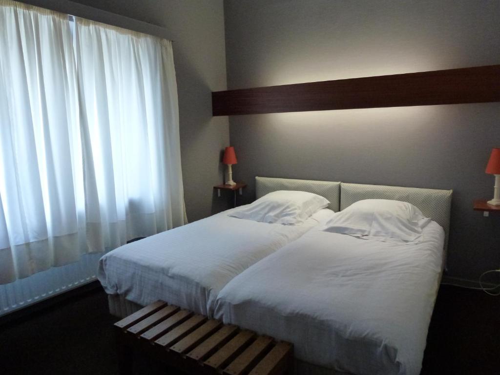 Hotel Le Martin Pecheur Fauvillers Номер фото
